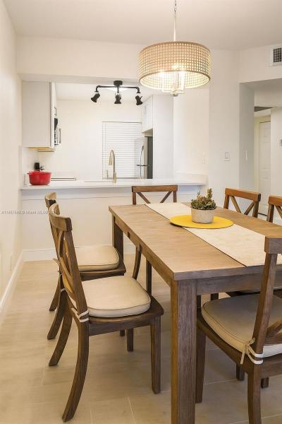 PLANTATION RACQUET CLUB