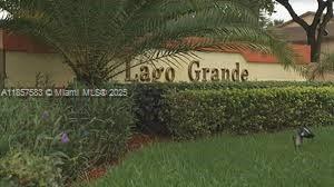 LAGO GRANDE TWO CONDO