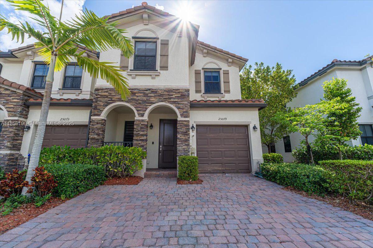 COCO PALM ESTATES - фото