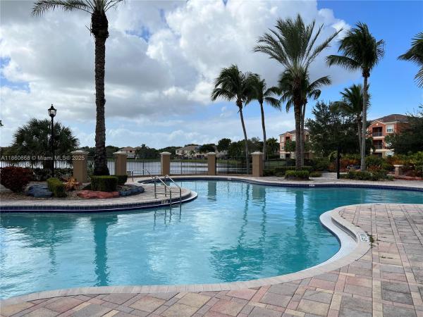 EL-AD VILLAGGIO CONDO