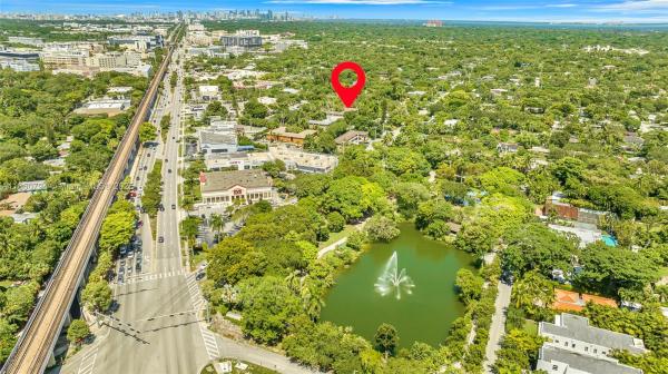 THE OAKS AT SOUTH MIAMI