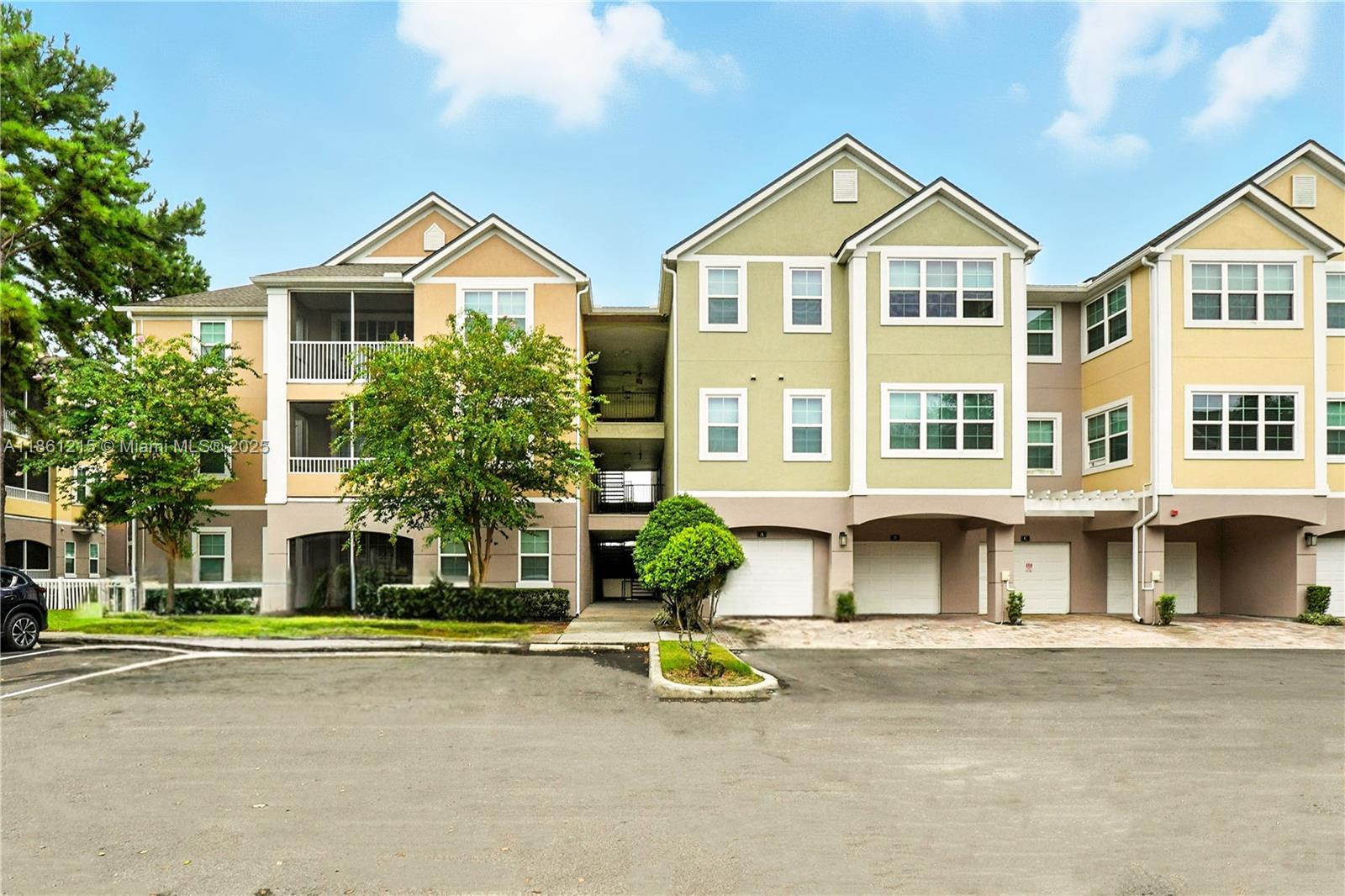 The Hamptons at Metrowest - фото