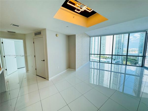 851 NE 1ST AVE #1903, MIAMI, FL 33132