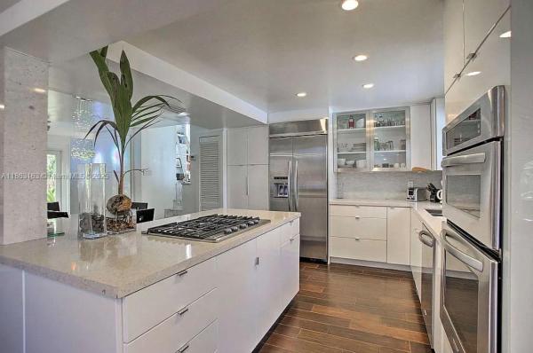 LAUDERDALE ISLES NO 2-BLK