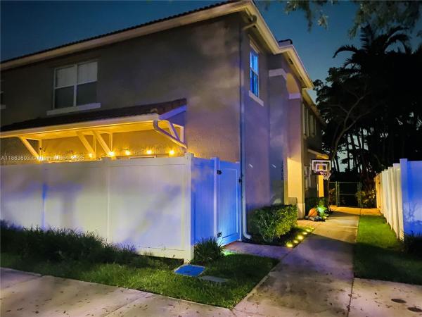 SOMERSET FOUR REPLAT