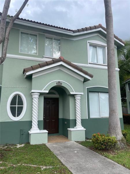 SHOMA TOWNHOMES AT KEYSCO