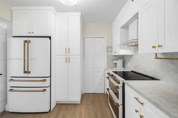 KEYSTONE COURTS CONDO