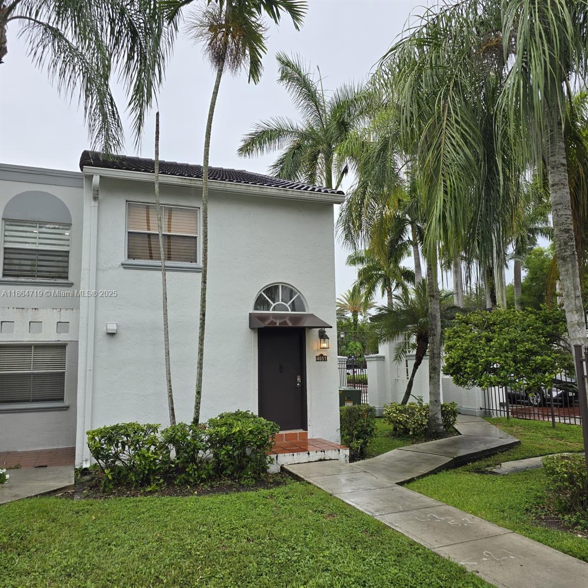 THE GREENS AT DORAL CONDO - фото