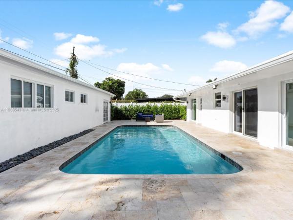 DRIFTWOOD PLAZA NO 3