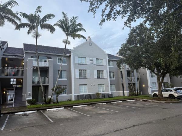 DEVONAIRE CONDO AT PEMBRO