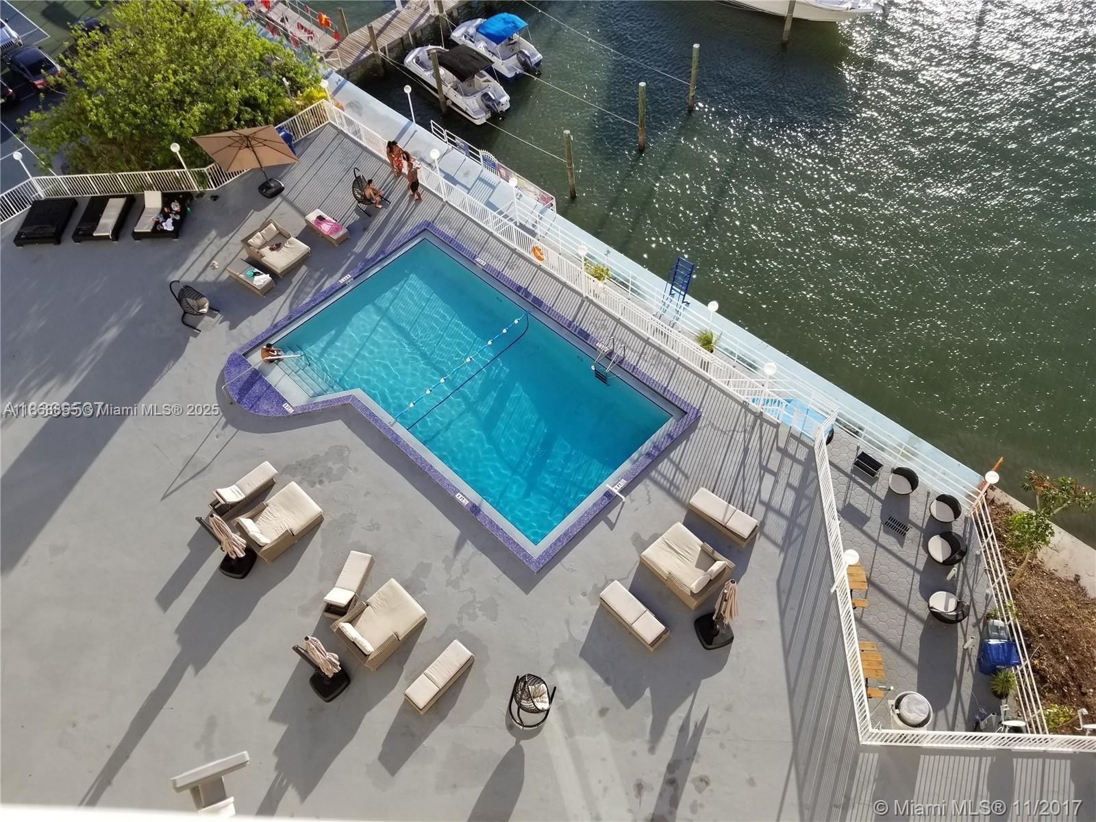 Bayshore Yacht & Tennis - фото