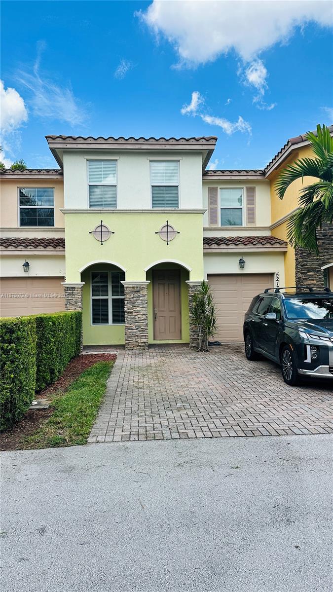 Bella Tara - фото