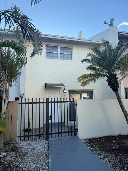 RAINBOW VILLAS CONDO