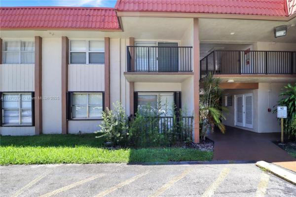 Kendallwood Villas Condo