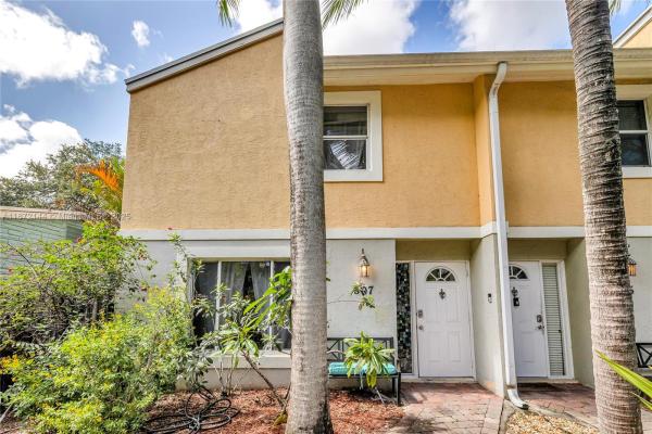 CROISSANT PARK RIVER SEC