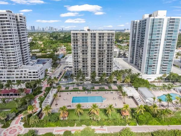 OCEANFRONT PLAZA CONDO