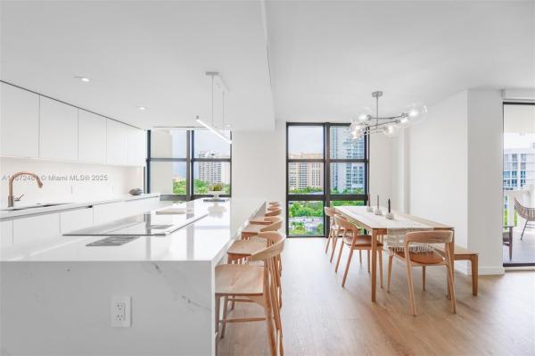 TOWERS OF KEY BISCAYNE CO