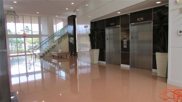 2775 NE 187TH ST #205, AVENTURA, FL 33180