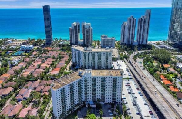 OCEANVIEW BUILDING B COND