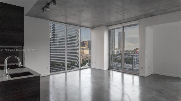 151 SE 1ST ST #811, MIAMI, FL 33131