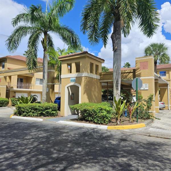 PARAGON PLANTATION CONDO