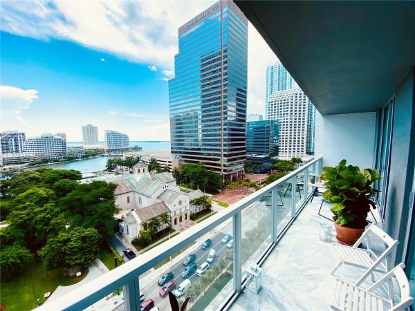 500 BRICKELL AVE #1200, MIAMI, FL 33131