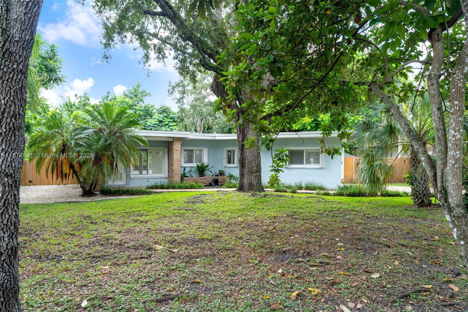 KENDALL HEIGHTS - фото