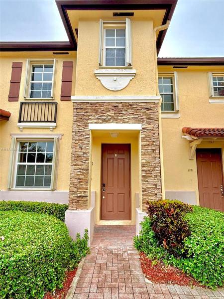 VILLAS AT CARMEL CONDO NO