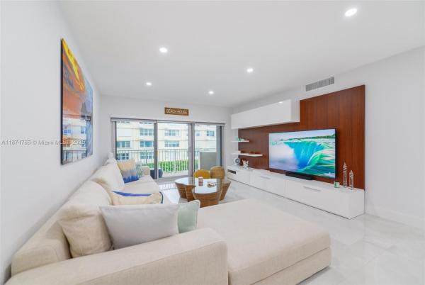 1950 S OCEAN DR #MH, HALLANDALE BEACH, FL 33009