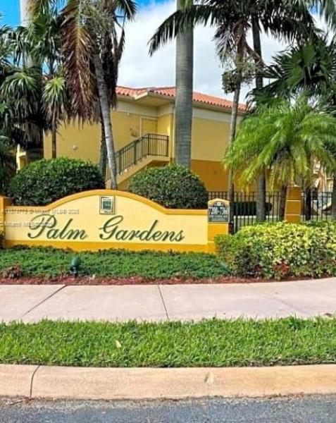 PALM GARDENS AT DORAL CON