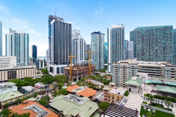 55 SW 9TH ST #1606, MIAMI, FL 33130