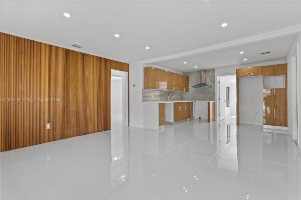 ANSONIA GARDENS 36-7 B