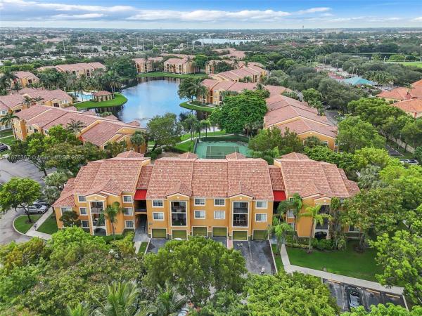 Residences at Miramar