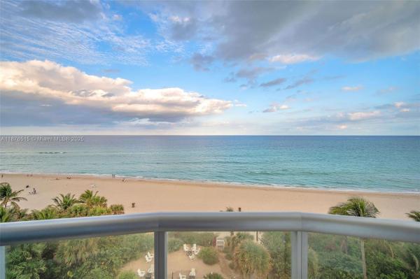 17315 COLLINS AVE #702, SUNNY ISLES BEACH, FL 33160