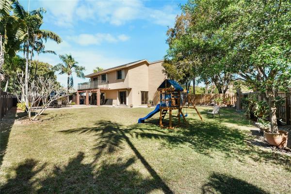 LAKES OF THE MEADOW SEC 2