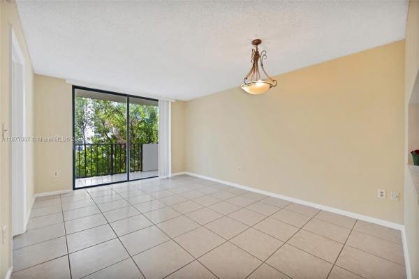 BAYVIEW GARDENS CONDO