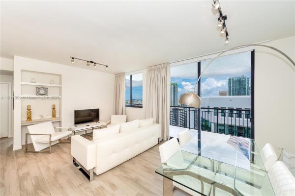 NINE AT MARY BRICKELL VIL