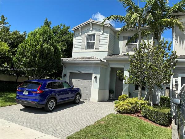 TRAILS AT CENTRAL PARC