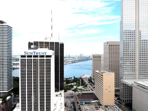 151 SE 1ST ST #3301, MIAMI, FL 33131