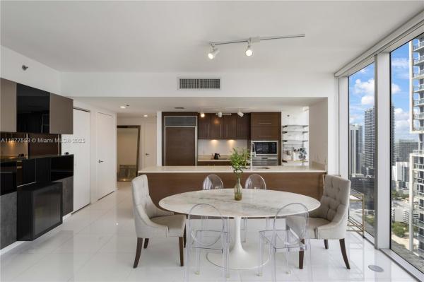 ICONBRICKELL CONDO NO 1