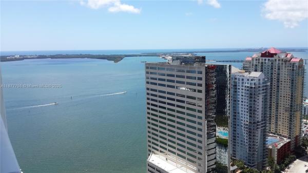 950 BRICKELL BAY DR #4005, MIAMI, FL 33131
