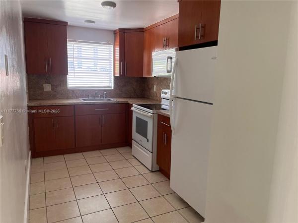 EL DORADO BAY CONDO APTS