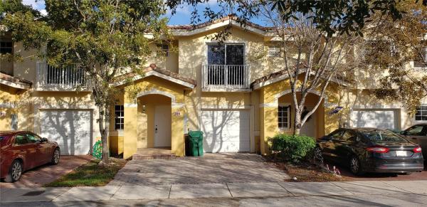 CEDARS WOODS HOMES CONDO