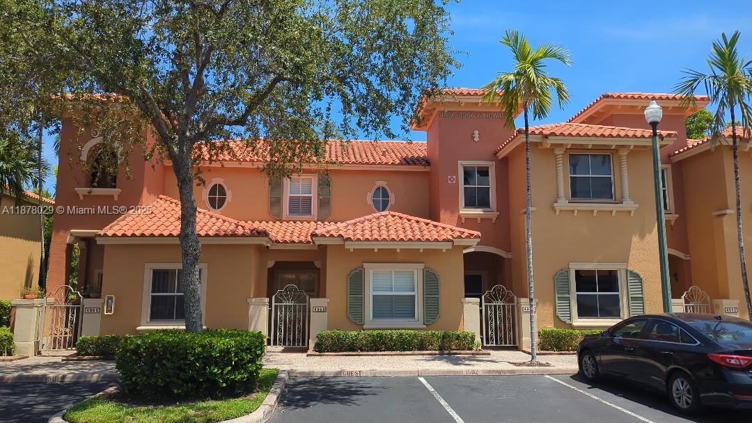 VILLAS AT HARBOR ISLES CO - фото