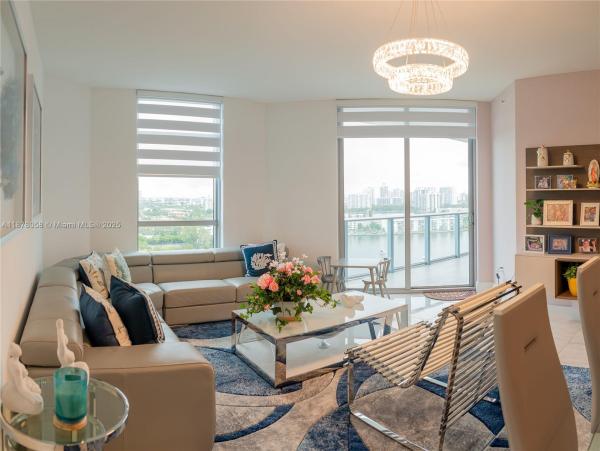 17301 BISCAYNE BLVD #1706, NORTH MIAMI BEACH, FL 33160