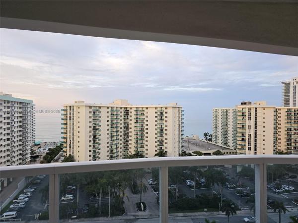 3800 S OCEAN DR #1518, HOLLYWOOD, FL 33019