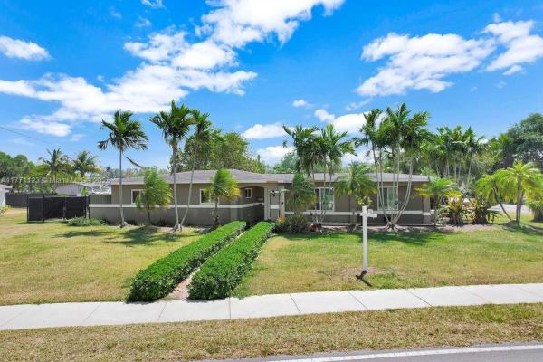 WHISPERING PINES ESTATES