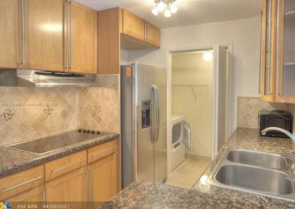 SAVANNAH AT RIVERSIDE