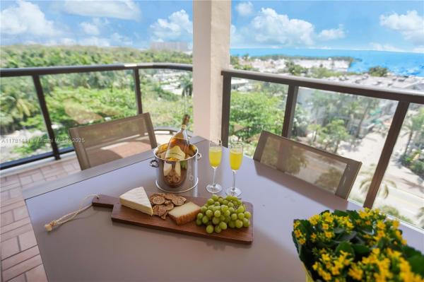 Coconut Grove Bayshore