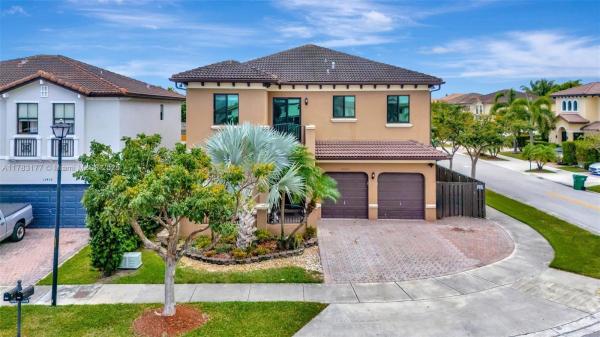 ENCLAVE AT BLACK POINT MA